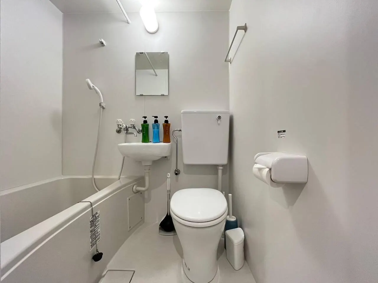 Ikemune Building 2F-5F - Vacation Stay 17373 Osaka 0*,  Japan
